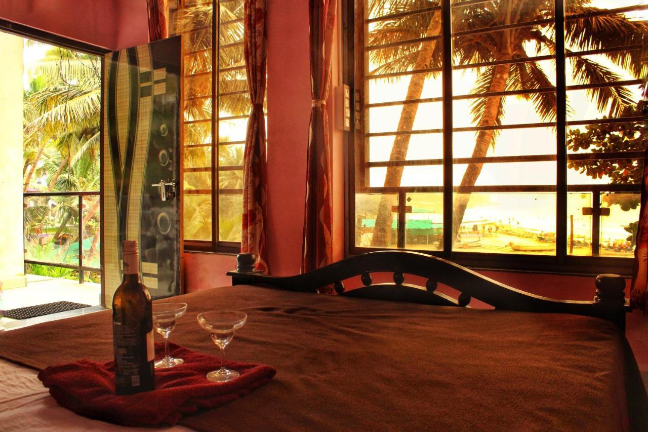 This Is It Beachfront - Rooms, Cafe & Events Arambol Exterior foto