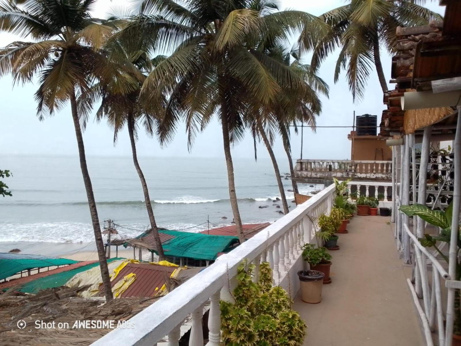 This Is It Beachfront - Rooms, Cafe & Events Arambol Exterior foto