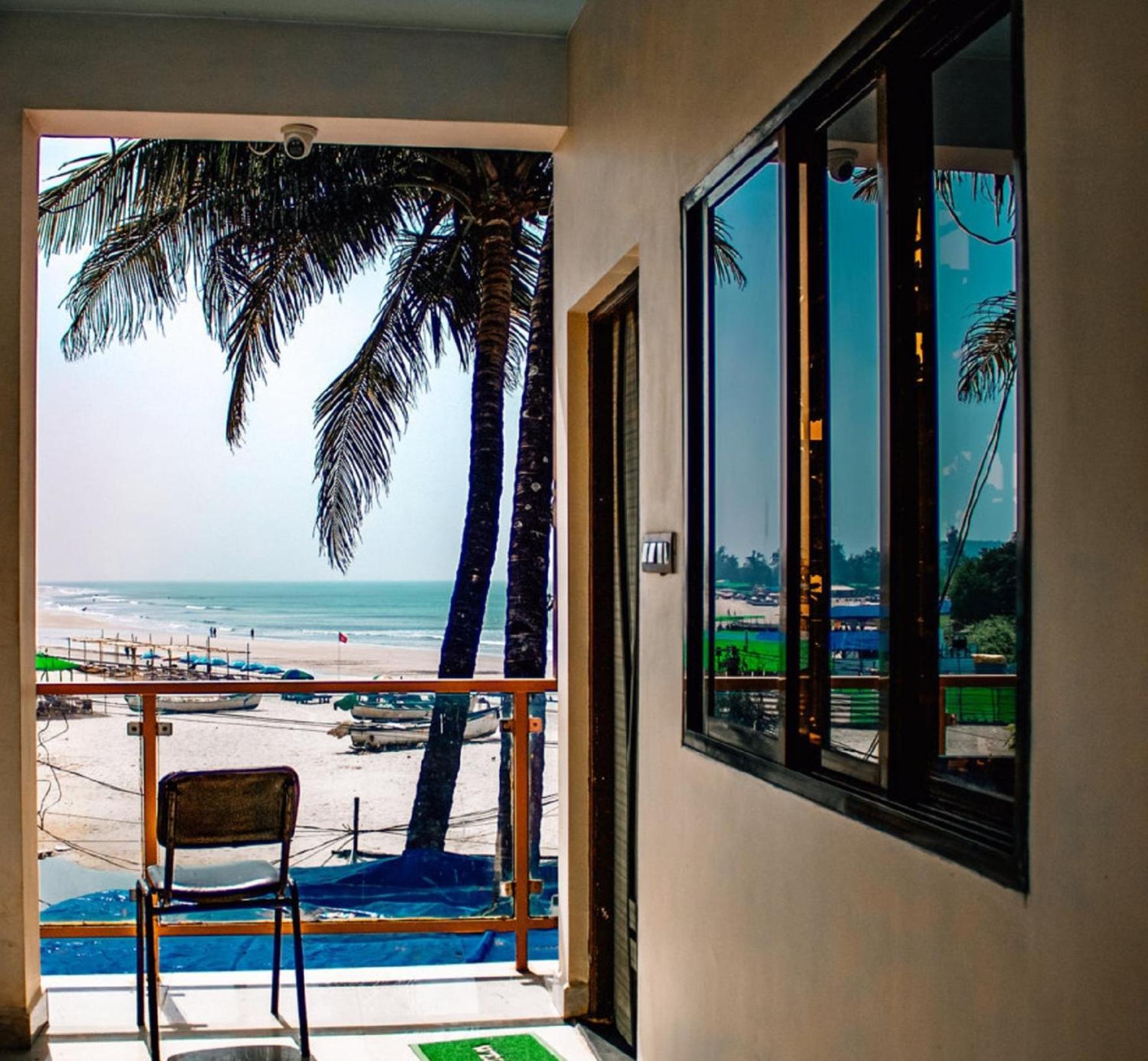 This Is It Beachfront - Rooms, Cafe & Events Arambol Exterior foto